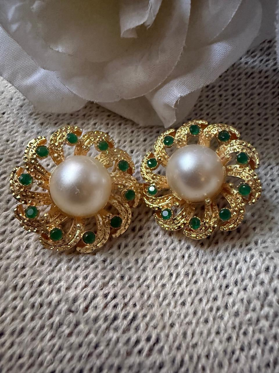 A Pearl Green Earrings