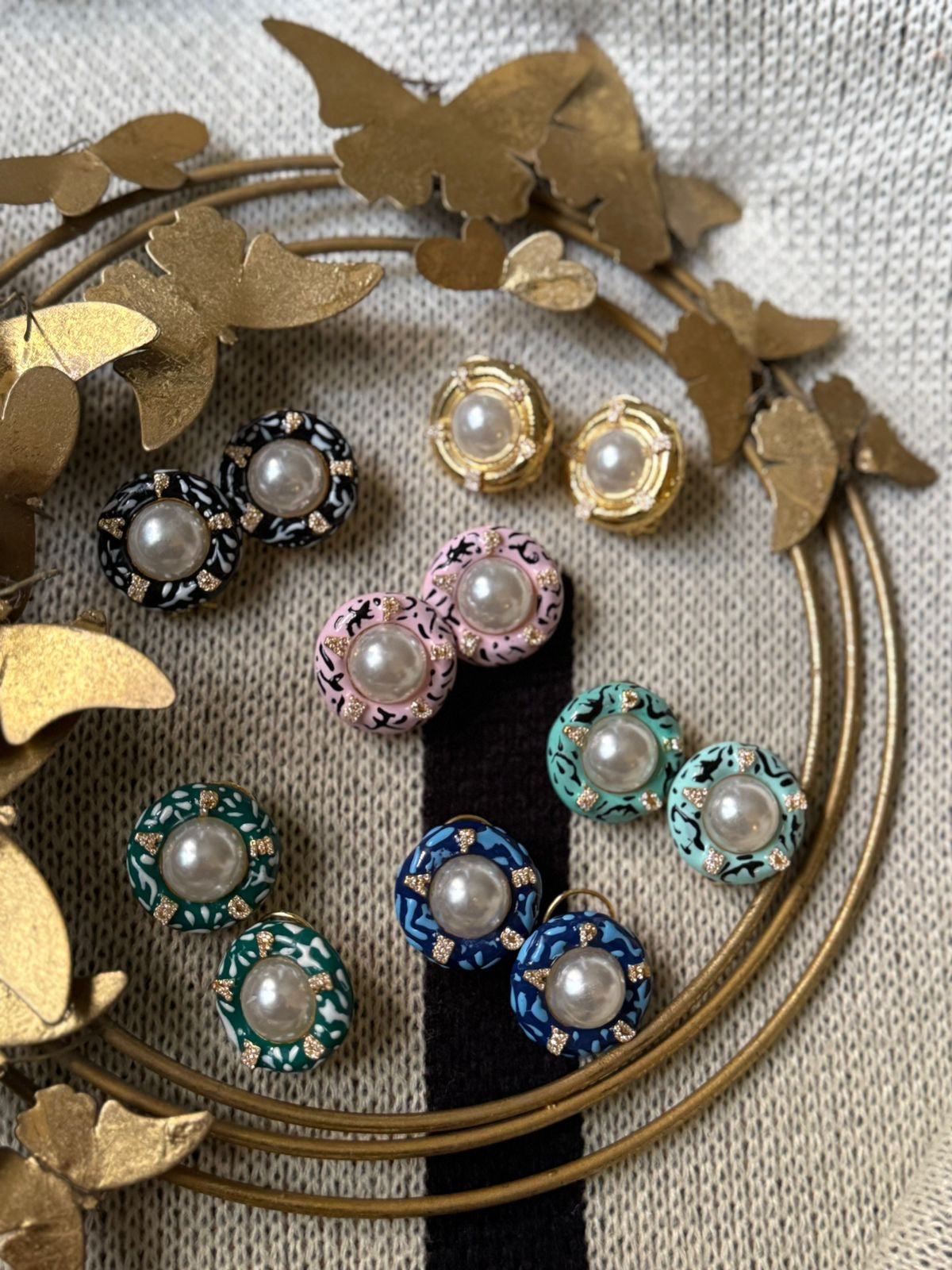 A Signature Pédra Studs