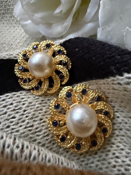 A Pearl Blue Earrings