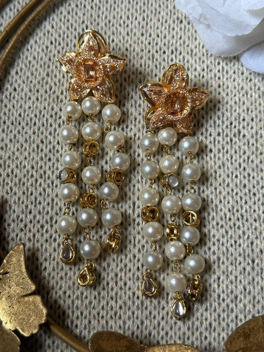 A Pearl chandelier Earrings