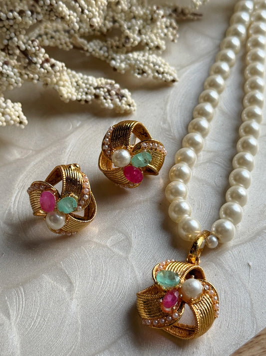 AB Real Stone Pearl Set